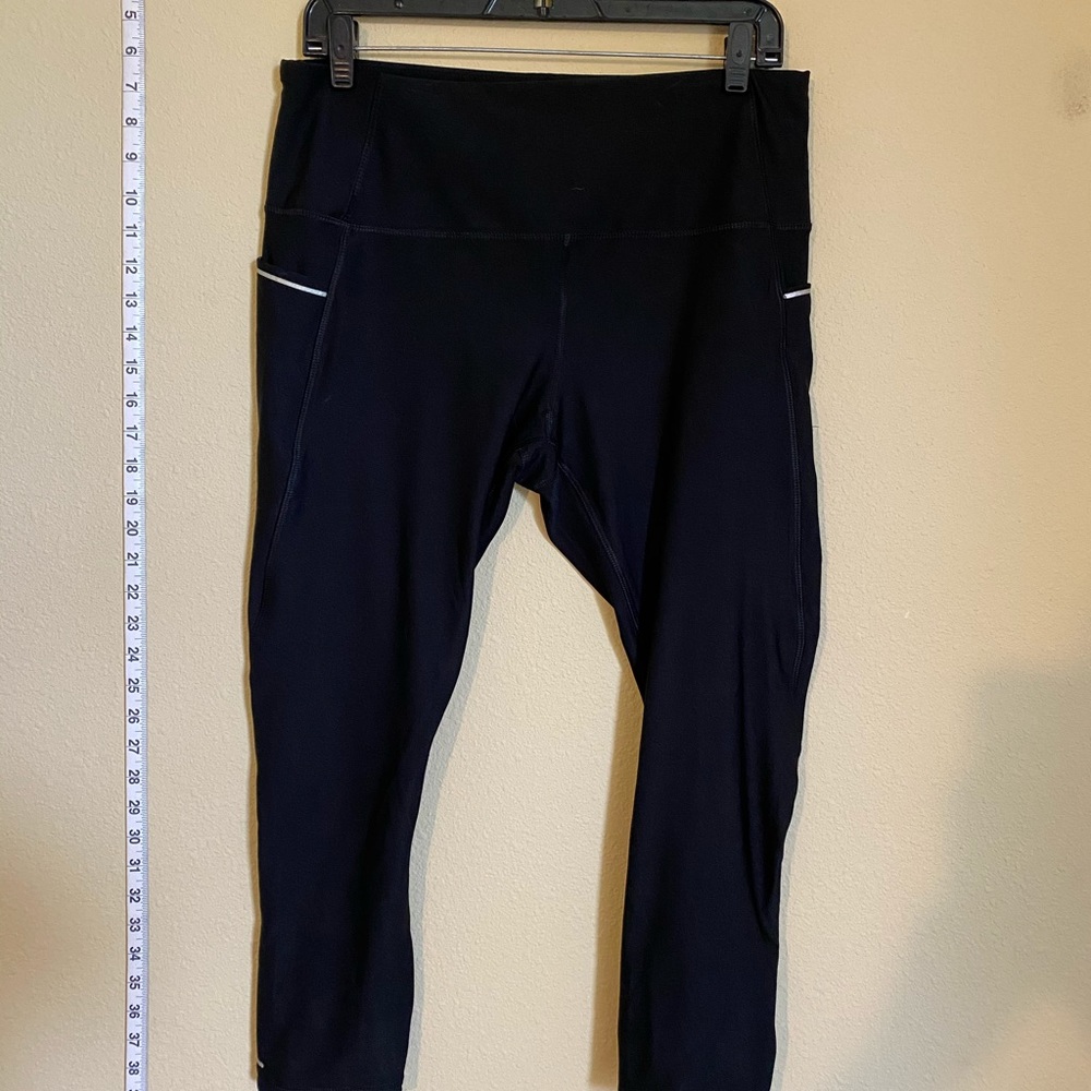 Black Capri Leggings